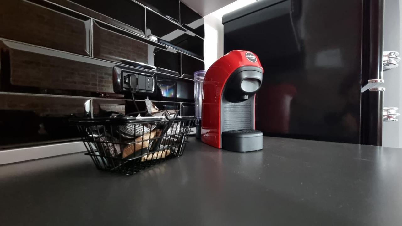 Diaboliko Apartment กาโปลิเวรี ภายนอก รูปภาพ